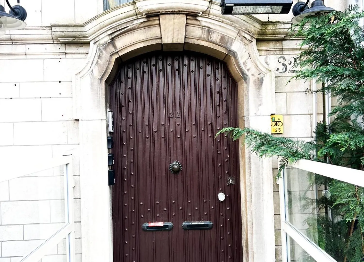Le Faubourg Suites Amberes 0*,